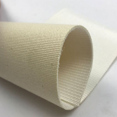 खरीदें निर्माण सामग्री के लिए OEM ST630 स्टील कॉर्ड कन्वेयर बेल्ट online manufacture