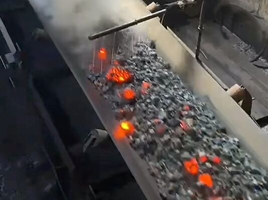 ST2000 Heat Resistant Conveyor Belt 7mm Thickness 800mm Width for Metallurgy Industry